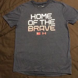 Boys Under armour t shirt